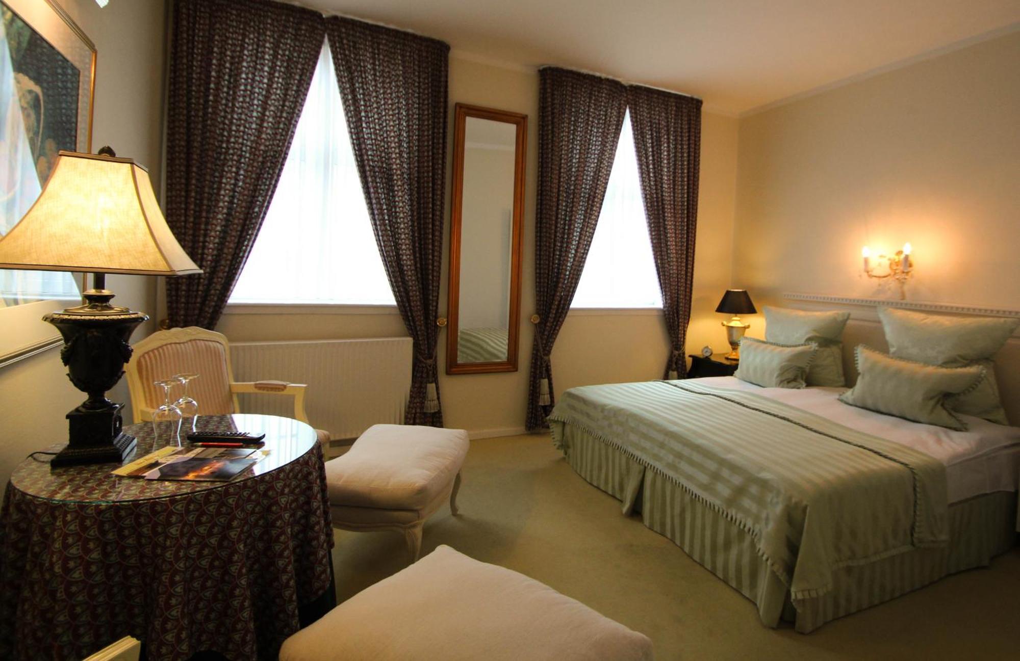 Store Restrup Manor House Bilik gambar